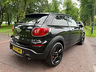 Used 2013 MINI Cooper Cooper S Black - Interior and Exterior details 4