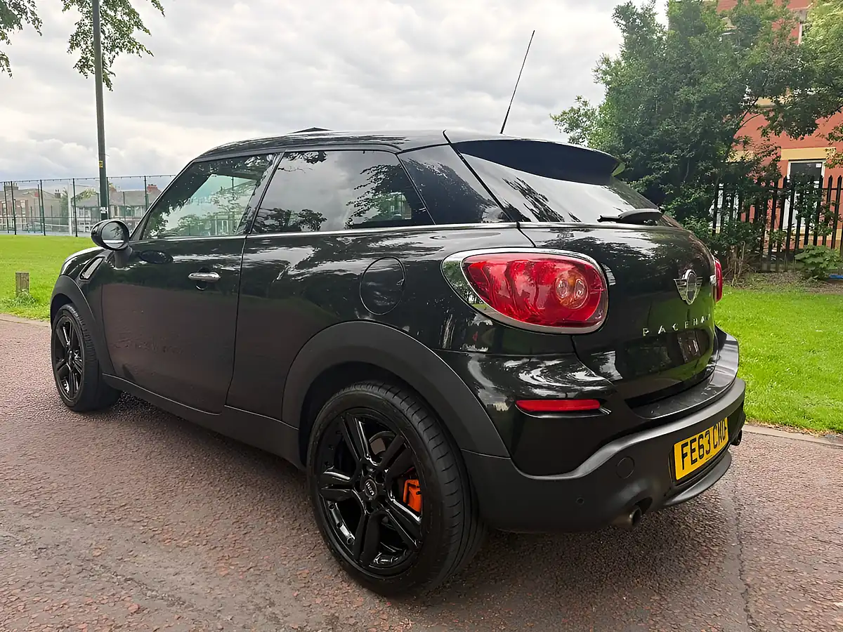 Used 2013 MINI Cooper Cooper S Black - Interior and Exterior details 6