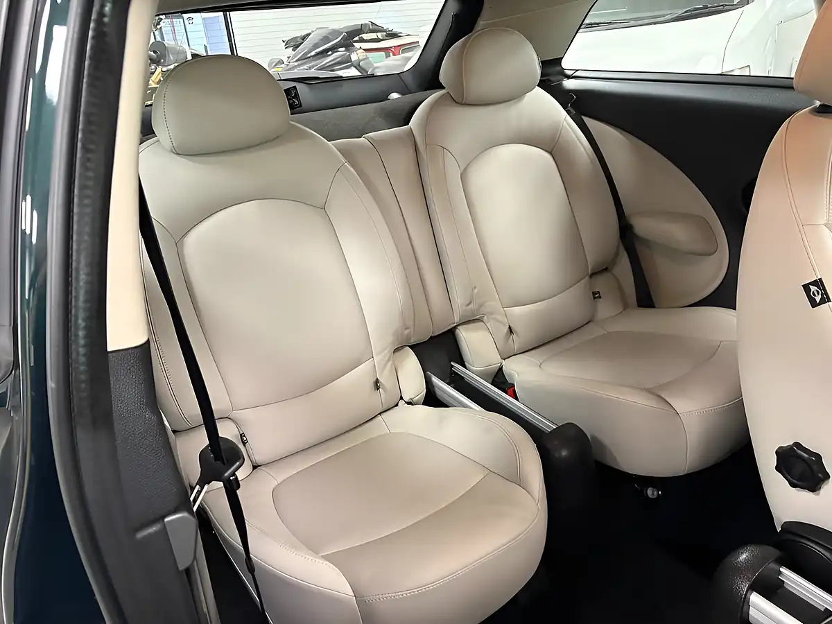 Used 2013 MINI Cooper Paceman Green - Interior and Exterior details 20