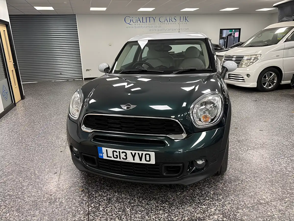 Used 2013 MINI Cooper Paceman Green - Interior and Exterior details 7