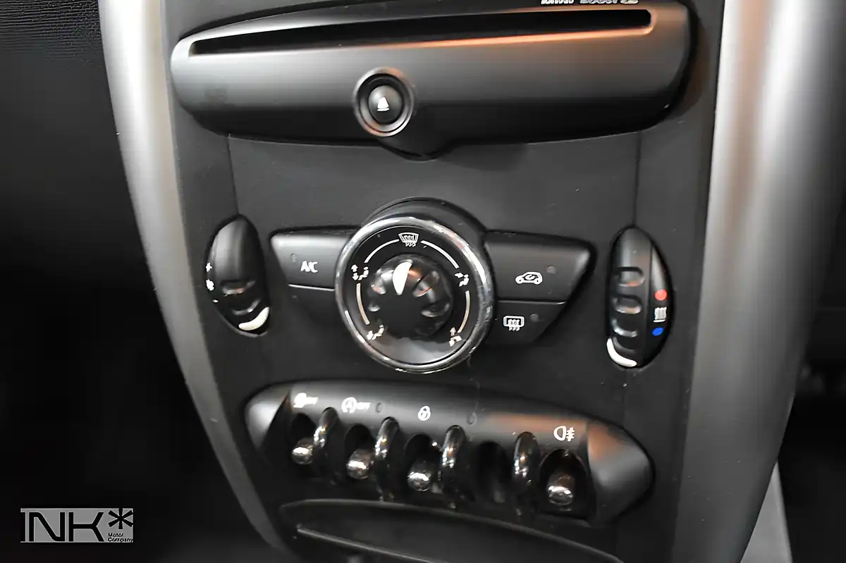 Used 2013 MINI Cooper Paceman White - Interior and Exterior details 13
