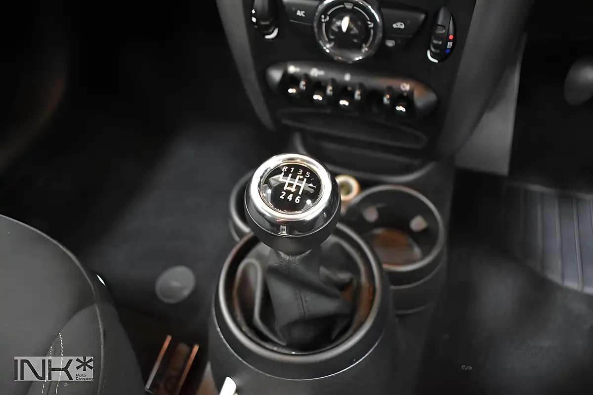 Used 2013 MINI Cooper Paceman White - Interior and Exterior details 14