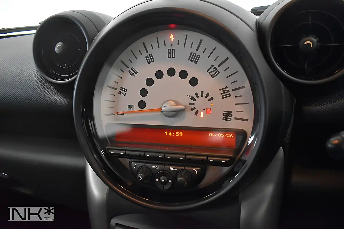 Used 2013 MINI Cooper Paceman White - Interior and Exterior details 15