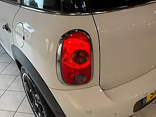 Used 2013 MINI Countryman ALL4 White - Interior and Exterior details 8