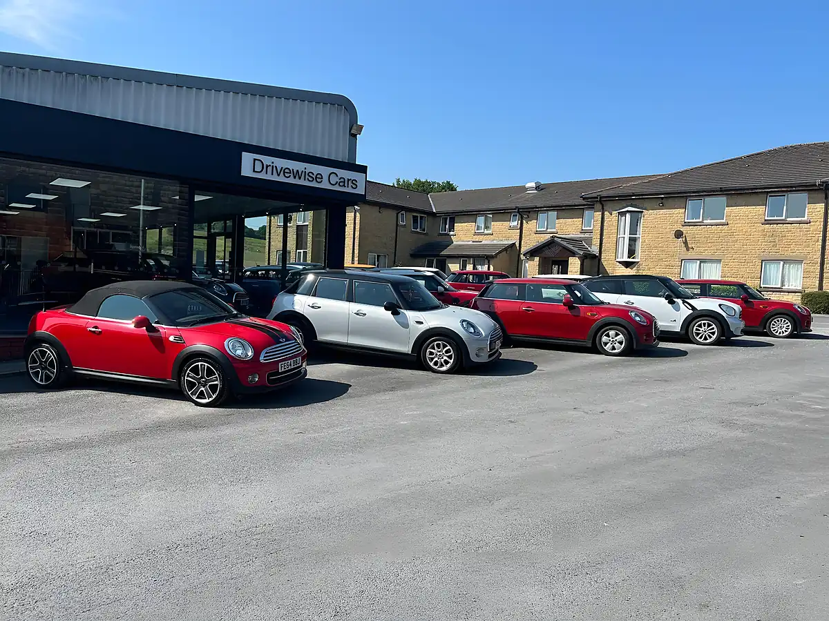 Used 2013 MINI Countryman Cooper ALL4 Blue - Interior and Exterior details 20