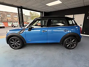 Used 2013 MINI Countryman Cooper ALL4 Blue - Interior and Exterior details 6