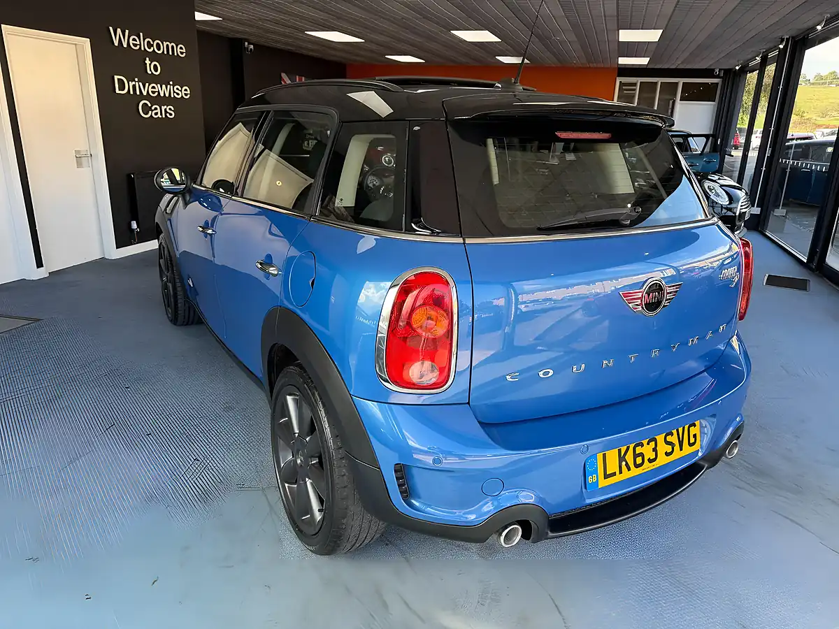 Used 2013 MINI Countryman Cooper ALL4 Blue - Interior and Exterior details 7