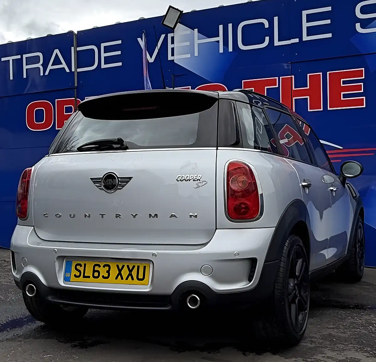 Used 2013 MINI Countryman Cooper ALL4 Silver - Interior and Exterior details 10