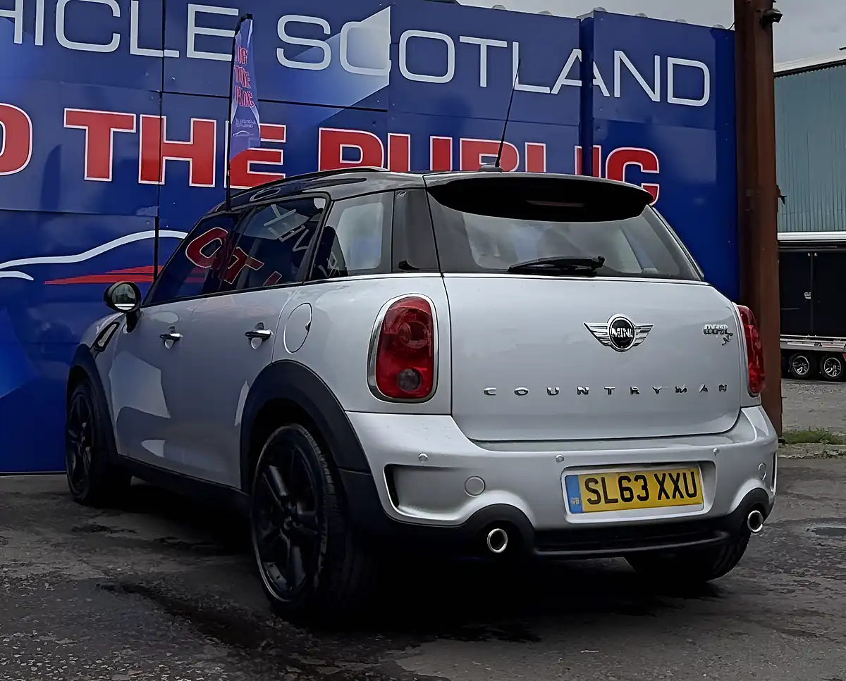 Used 2013 MINI Countryman Cooper ALL4 Silver - Interior and Exterior details 12