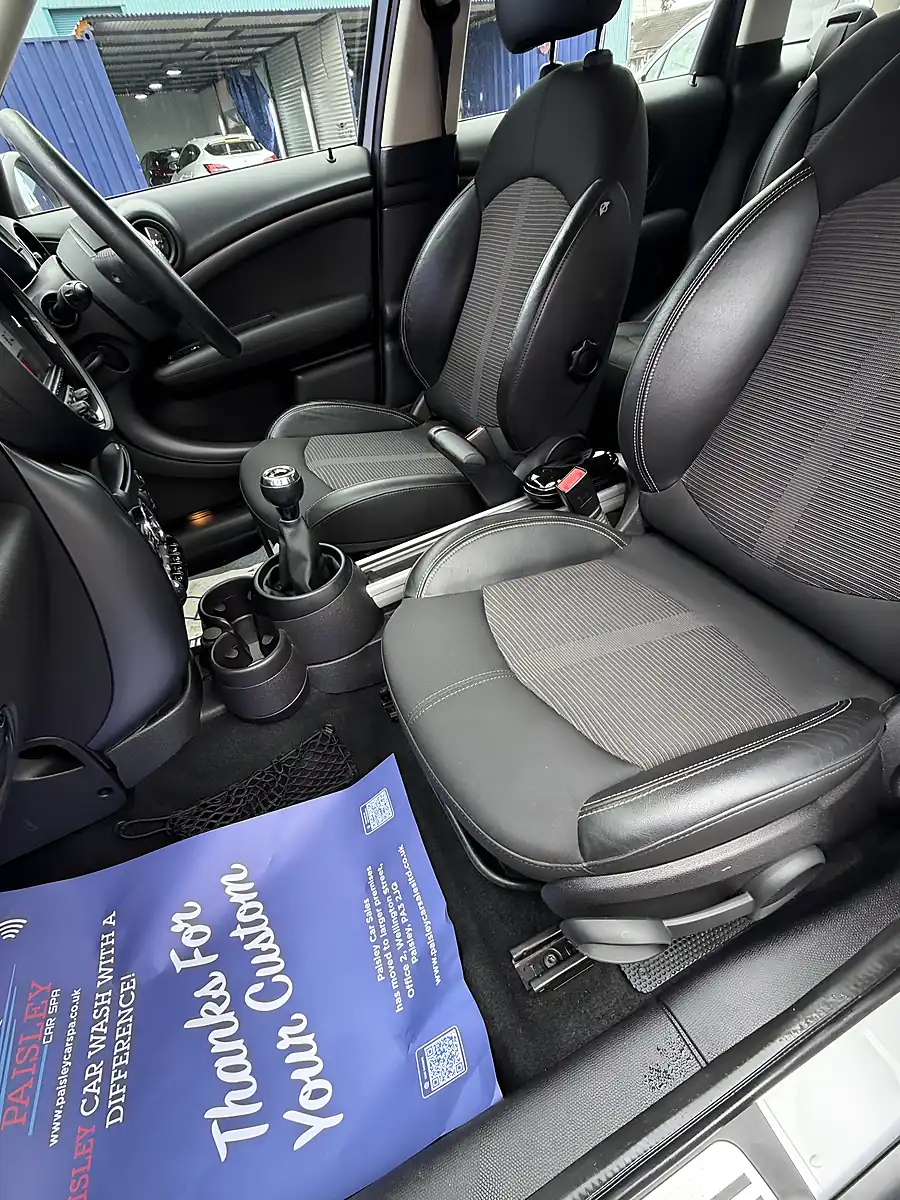 Used 2013 MINI Countryman Cooper ALL4 Silver - Interior and Exterior details 14