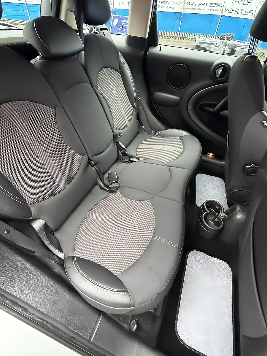 Used 2013 MINI Countryman Cooper ALL4 Silver - Interior and Exterior details 19