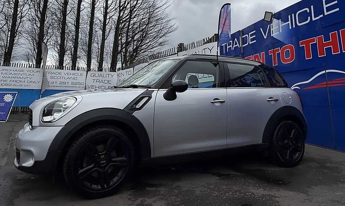 Used 2013 MINI Countryman Cooper ALL4 Silver - Interior and Exterior details 2