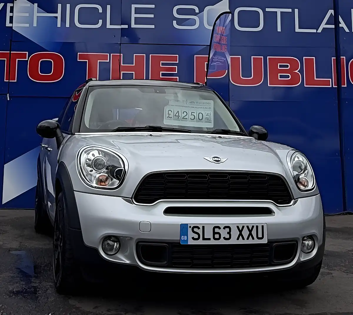 Used 2013 MINI Countryman Cooper ALL4 Silver - Interior and Exterior details 5