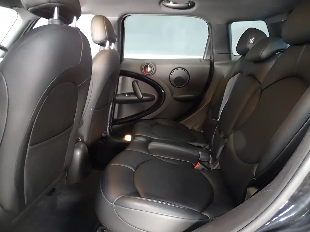 Used 2013 MINI Countryman Cooper Black - Interior and Exterior details 13