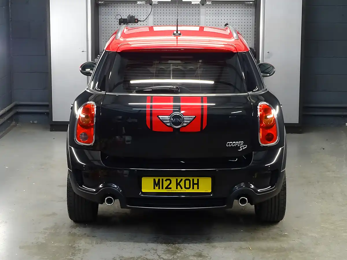 Used 2013 MINI Countryman Cooper Black - Interior and Exterior details 8