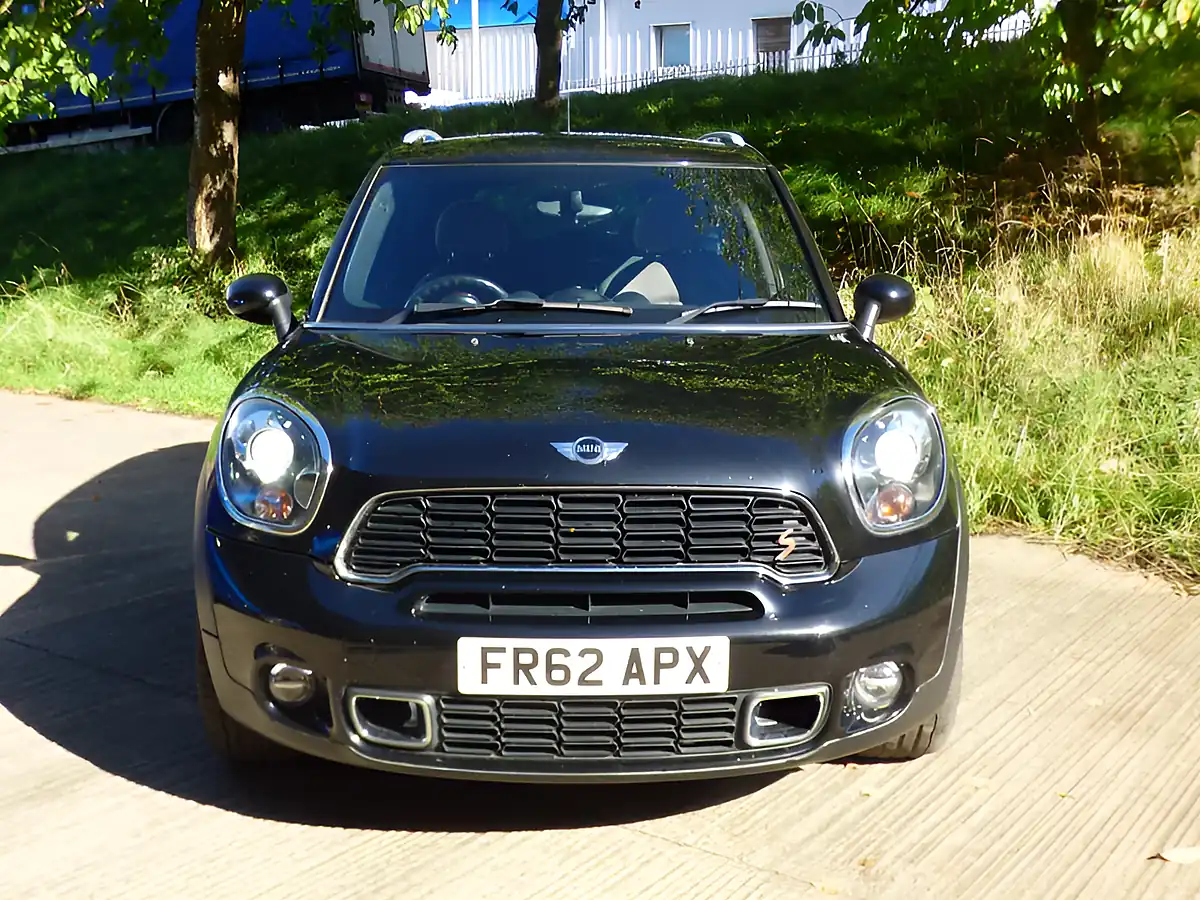 Used 2013 MINI Countryman Cooper Black - Interior and Exterior details 7