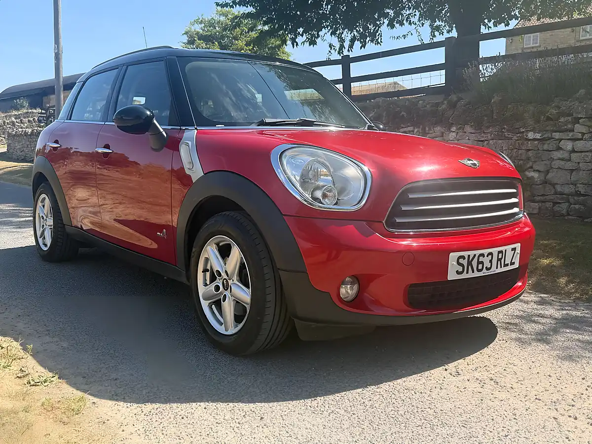 Used 2013 MINI Countryman Cooper Blazing Red - Front View