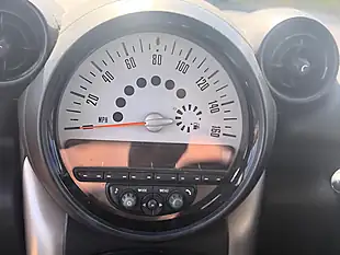 Used 2013 MINI Countryman Cooper Blazing Red - Interior and Exterior details 15