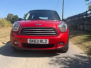 Used 2013 MINI Countryman Cooper Blazing Red - Interior and Exterior details 2