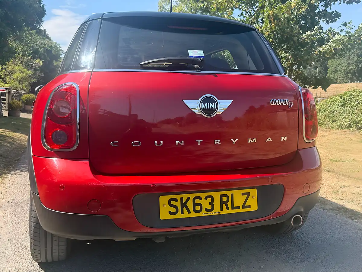 Used 2013 MINI Countryman Cooper Blazing Red - Interior and Exterior details 9
