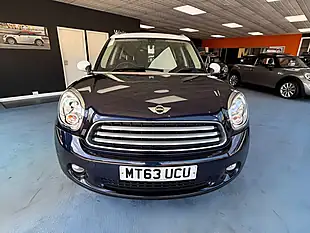 Used 2013 MINI Countryman Cooper Blue - Interior and Exterior details 4