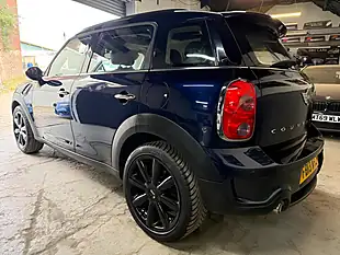 Used 2013 MINI Countryman Cooper Blue - Interior and Exterior details 10