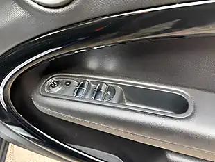 Used 2013 MINI Countryman Cooper Blue - Interior and Exterior details 15