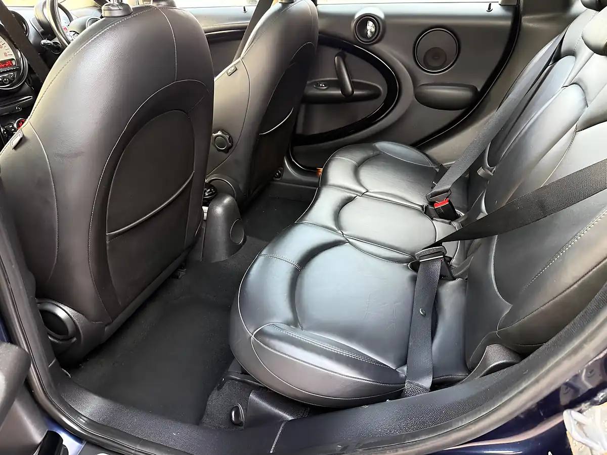 Used 2013 MINI Countryman Cooper Blue - Interior and Exterior details 16