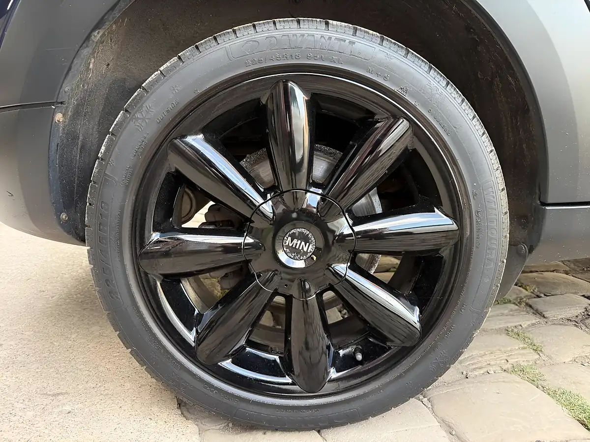 Used 2013 MINI Countryman Cooper Blue - Interior and Exterior details 20