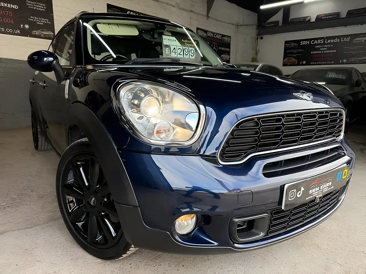 Used 2013 MINI Countryman Cooper Blue - Interior and Exterior details 3
