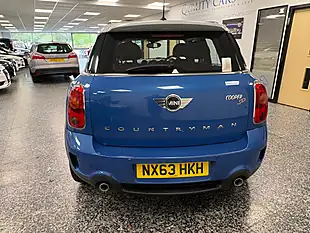 Used 2013 MINI Countryman Cooper Blue - Interior and Exterior details 10