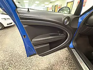 Used 2013 MINI Countryman Cooper Blue - Interior and Exterior details 16
