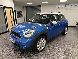 Used 2013 MINI Countryman Cooper Blue - Interior and Exterior details 4