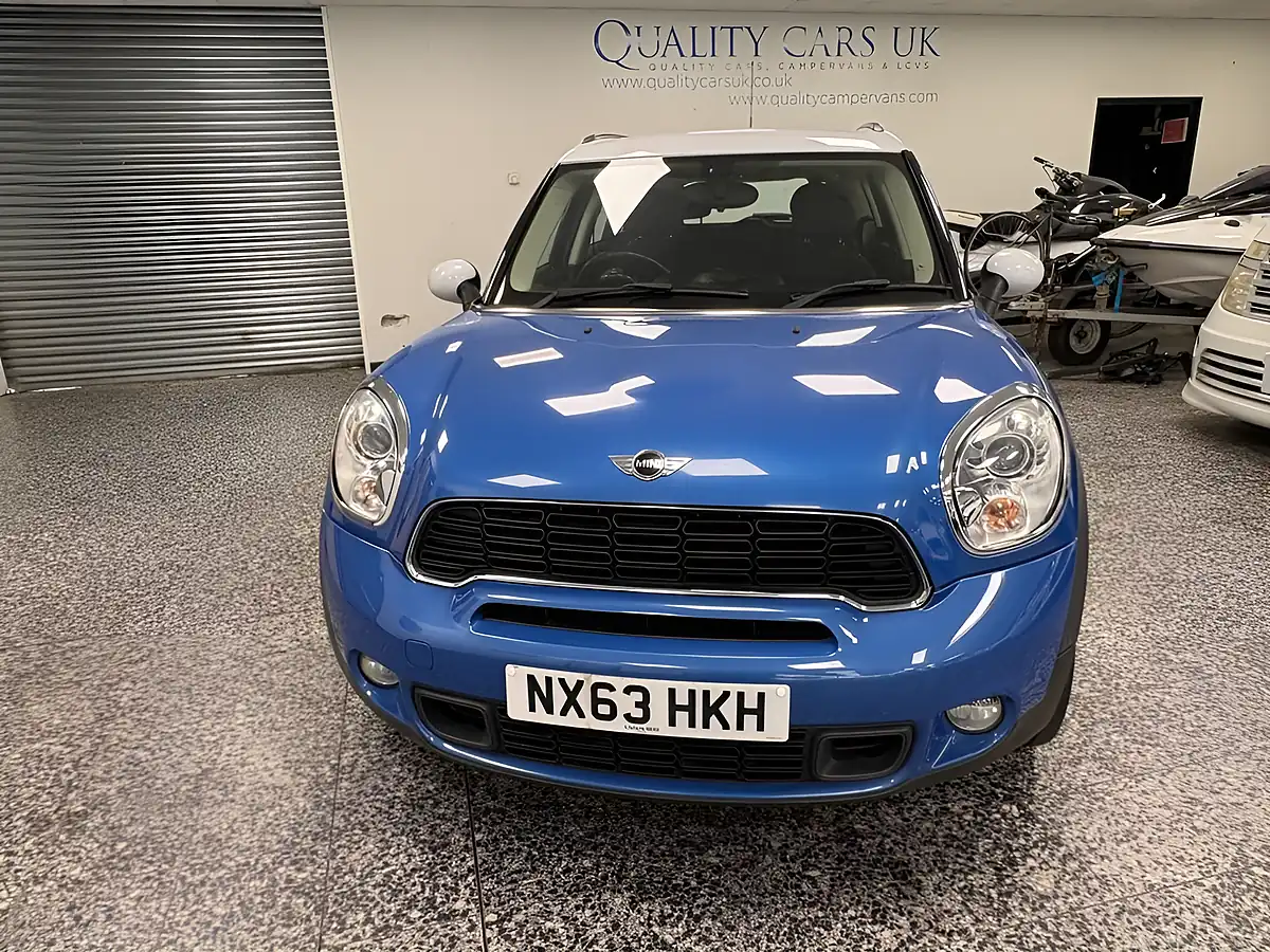 Used 2013 MINI Countryman Cooper Blue - Interior and Exterior details 6