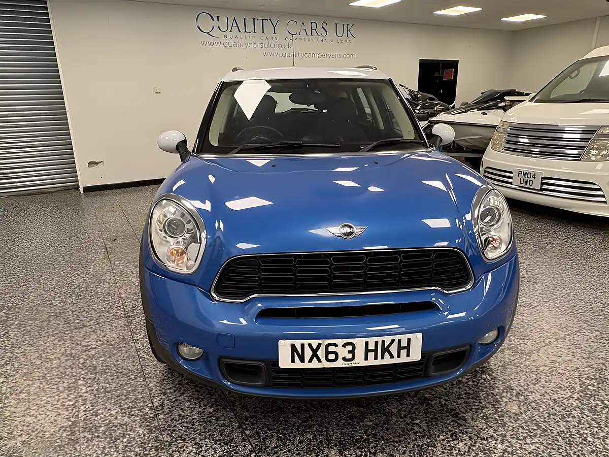 Used 2013 MINI Countryman Cooper Blue - Interior and Exterior details 7