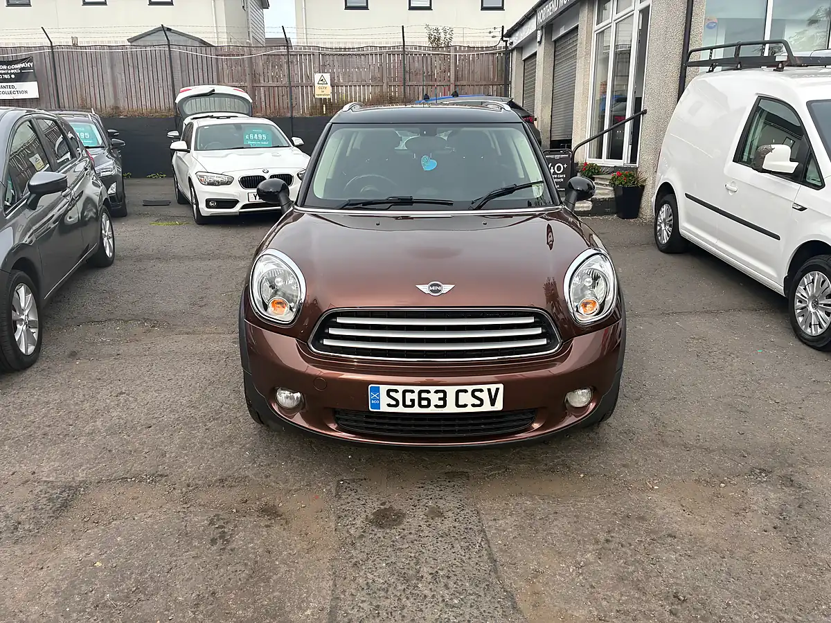 Used 2013 MINI Countryman Cooper Brown - Interior and Exterior details 8