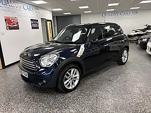 Used 2013 MINI Countryman Cooper Deep Cosmic Blue Pearl - Interior and Exterior details 4