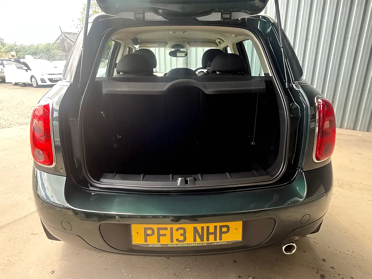 Used 2013 MINI Countryman Cooper Green - Interior and Exterior details 14