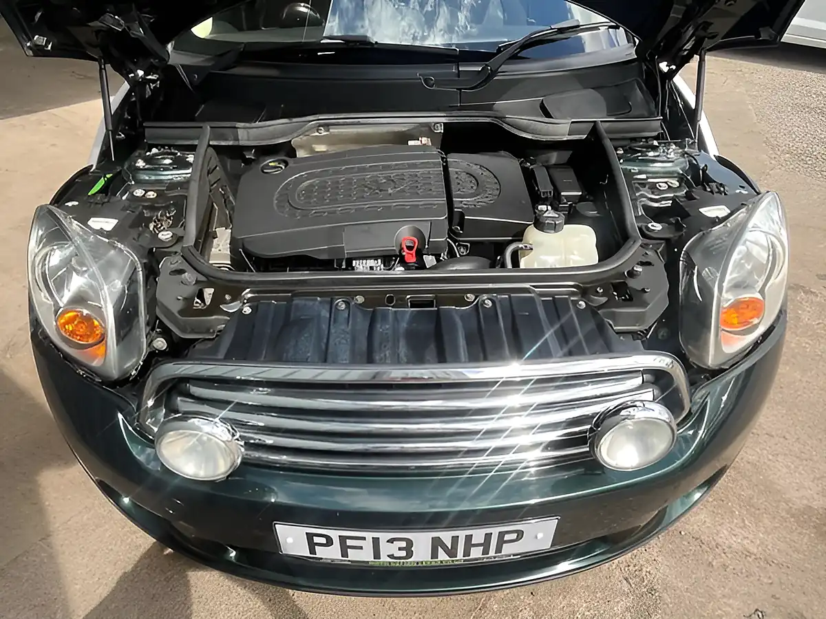 Used 2013 MINI Countryman Cooper Green - Interior and Exterior details 15