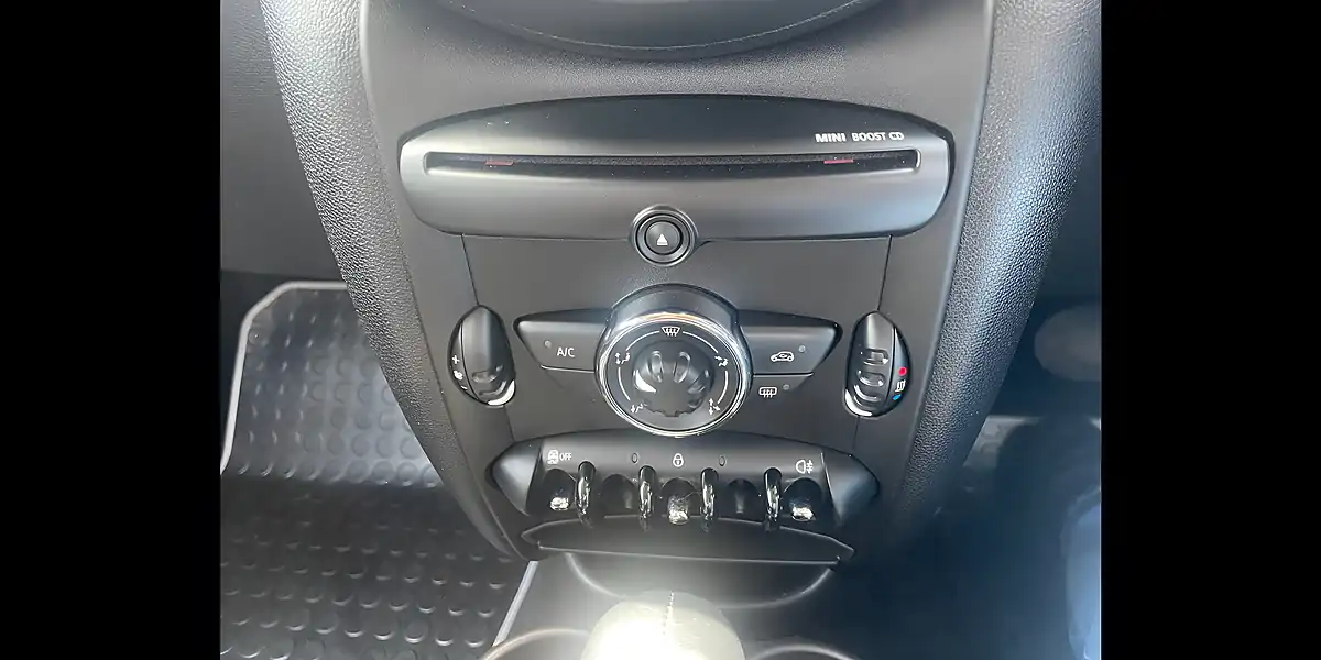 Used 2013 MINI Countryman Cooper Grey - Interior and Exterior details 14