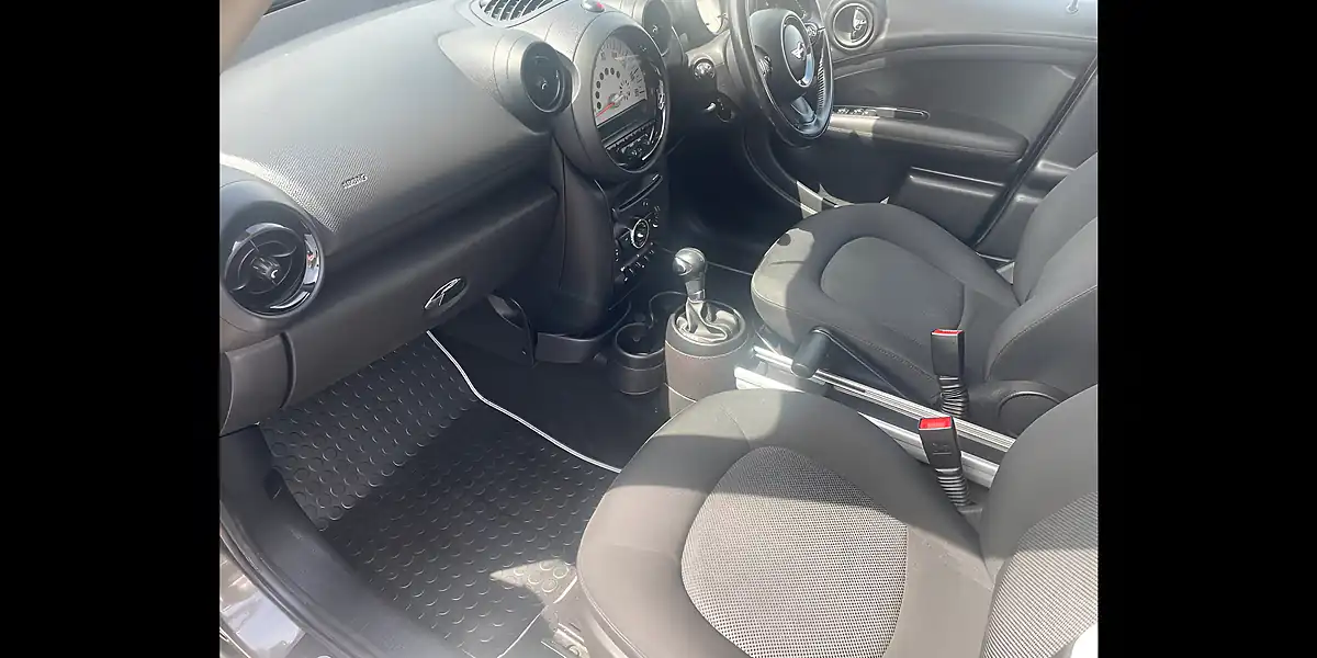 Used 2013 MINI Countryman Cooper Grey - Interior and Exterior details 8