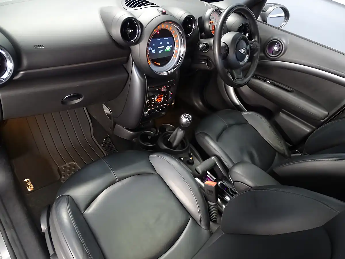 Used 2013 MINI Countryman Cooper Grey - Interior and Exterior details 13