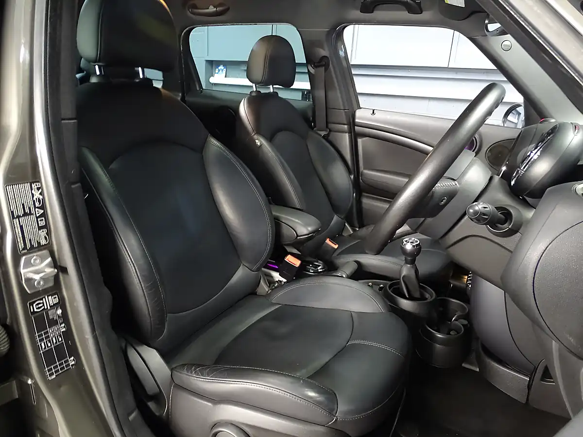 Used 2013 MINI Countryman Cooper Grey - Interior and Exterior details 17