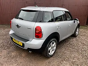 Used 2013 MINI Countryman Cooper Silver - Interior and Exterior details 2