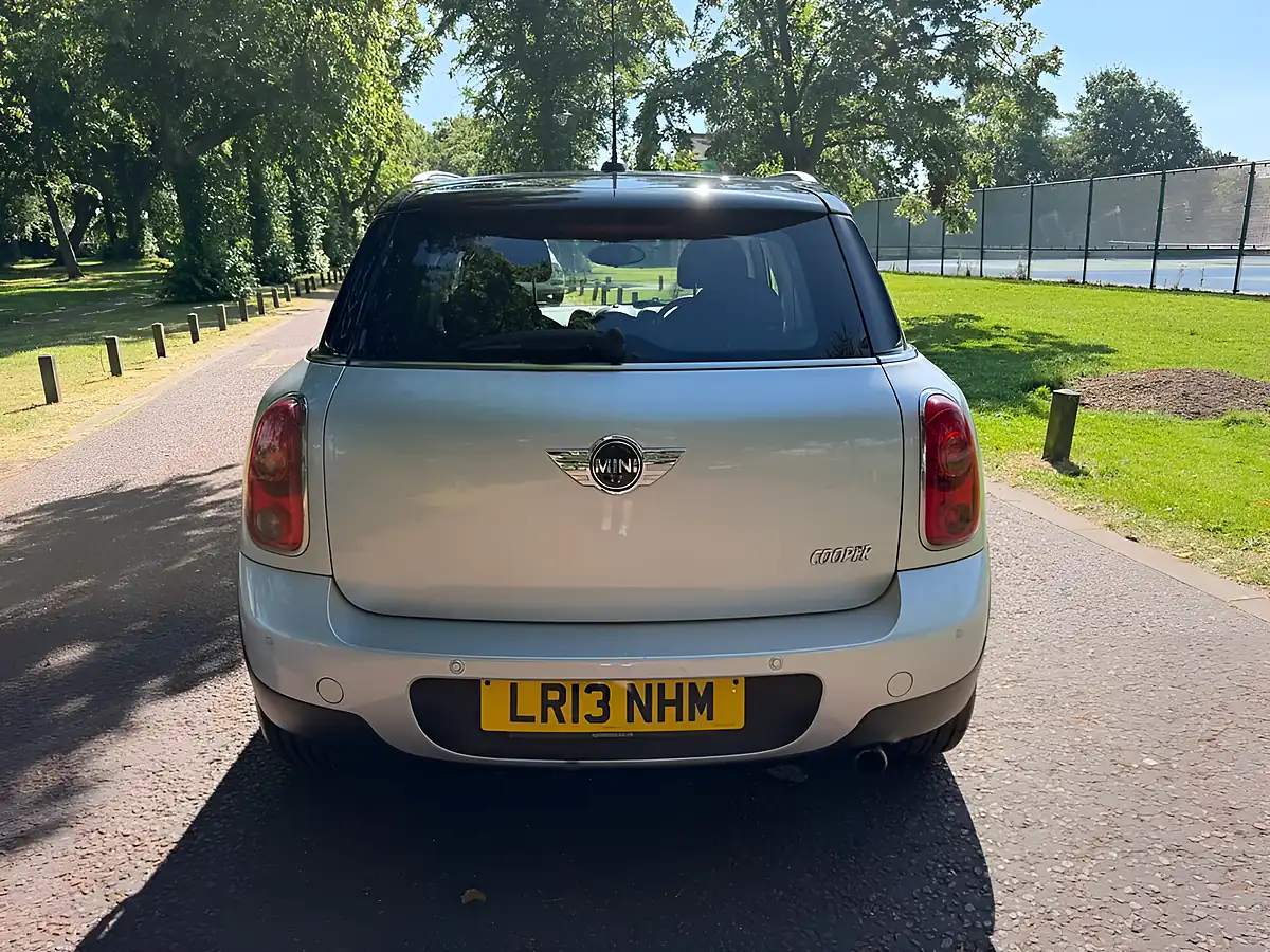 Used 2013 MINI Countryman Cooper Silver - Interior and Exterior details 6