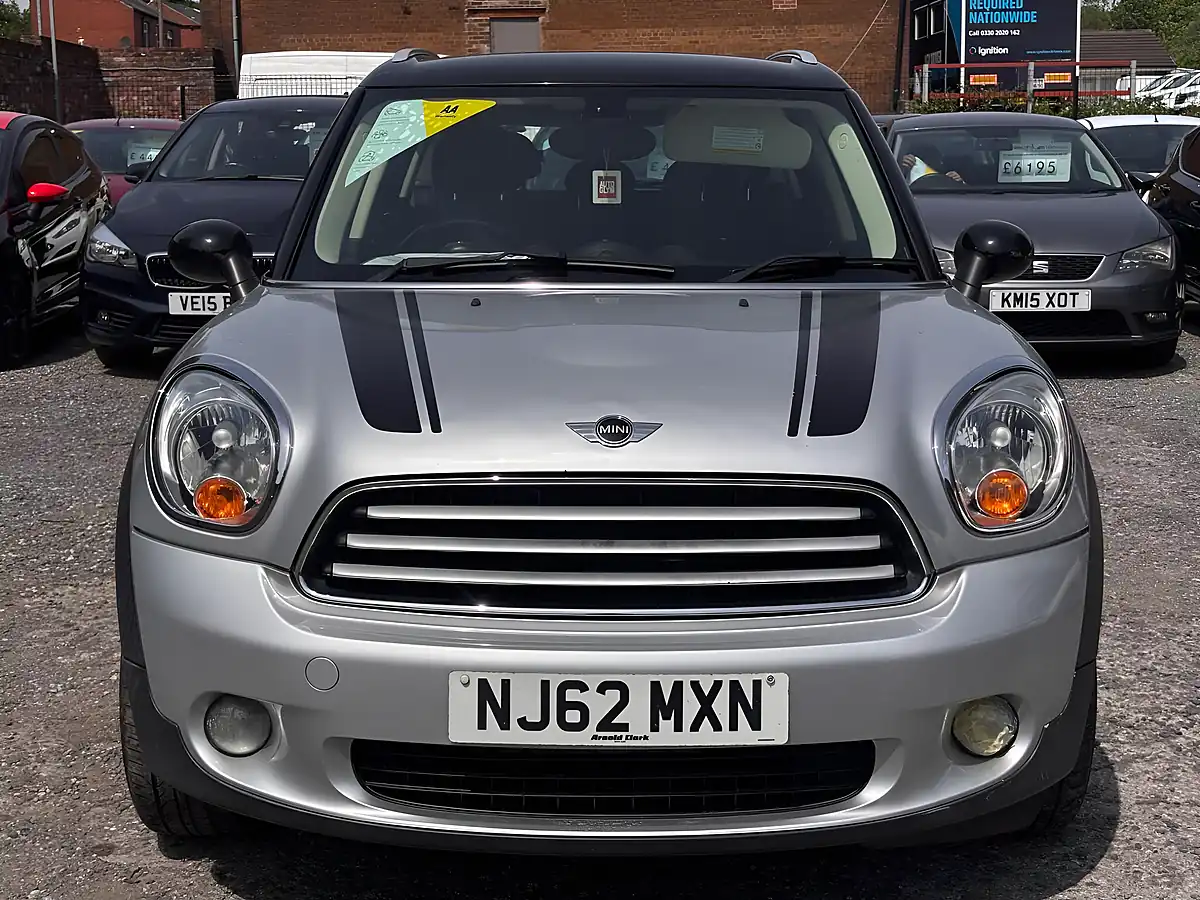 Used 2013 MINI Countryman Cooper Silver - Interior and Exterior details 2
