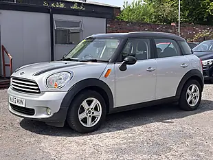 Used 2013 MINI Countryman Cooper Silver - Interior and Exterior details 3