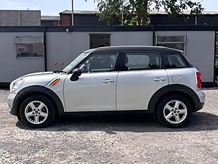 Used 2013 MINI Countryman Cooper Silver - Interior and Exterior details 4