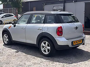 Used 2013 MINI Countryman Cooper Silver - Interior and Exterior details 5