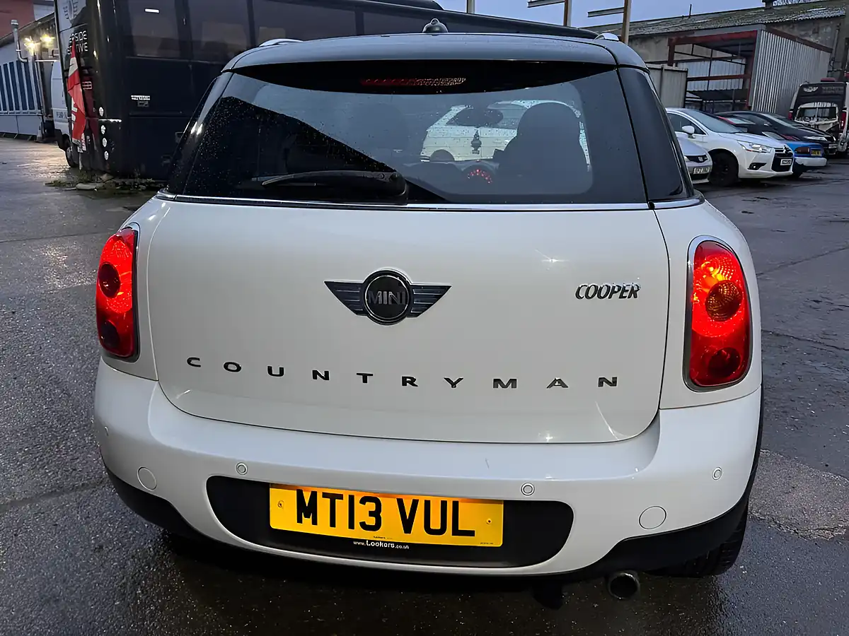 Used 2013 MINI Countryman Cooper White - Interior and Exterior details 10